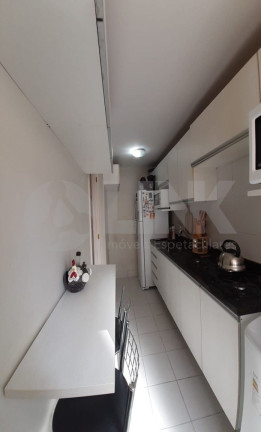 Imagem Apartamento com 3 Quartos à Venda, 66 m² em Santo Antônio - Porto Alegre Imagem Apartamento com 3 Quartos à Venda, 66 m² em Santo Antônio - Porto Alegre
