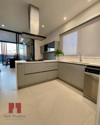 Imagem Casa com 4 Quartos à Venda, 450 m² em Alphaville - Santana De Parnaíba Imagem Casa com 4 Quartos à Venda, 450 m² em Alphaville - Santana De Parnaíba