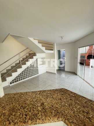 Imagem Casa com 2 Quartos para Alugar,  em Cidade Universitária - Petrolina