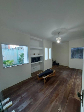 Imagem Casa com 3 Quartos à Venda, 340 m² em Coroa Do Meio - Aracaju Imagem Casa com 3 Quartos à Venda, 340 m² em Coroa Do Meio - Aracaju