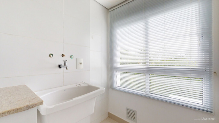 Imagem Imóvel com 2 Quartos à Venda, 50 m² em Tristeza - Porto Alegre Imagem Imóvel com 2 Quartos à Venda, 50 m² em Tristeza - Porto Alegre
