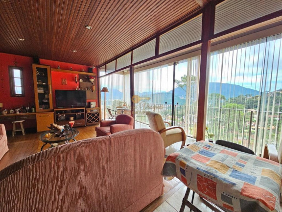Imagem Casa com 4 Quartos à Venda, 500 m² em Iucas - Teresópolis Imagem Casa com 4 Quartos à Venda, 500 m² em Iucas - Teresópolis