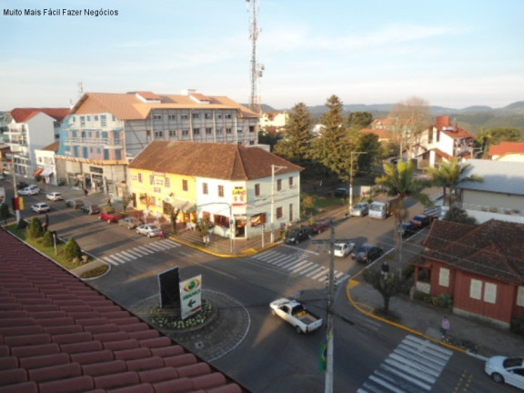 Imóvel com 3 Quartos à Venda, 400 m² em Centro - Nova Petrópolis