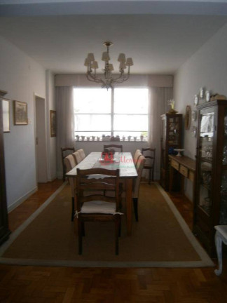Imagem Apartamento com 3 Quartos à Venda, 145 m² em Independência - Porto Alegre Imagem Apartamento com 3 Quartos à Venda, 145 m² em Independência - Porto Alegre