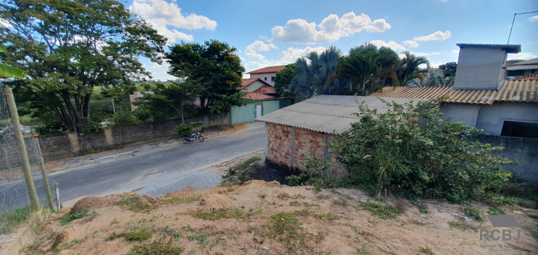 Imagem Terreno à Venda, 600 m² em Belvedere - Esmeraldas Imagem Terreno à Venda, 600 m² em Belvedere - Esmeraldas
