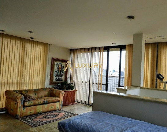 Imagem Imóvel com 3 Quartos à Venda, 240 m² em Santo Antônio - Belo Horizonte