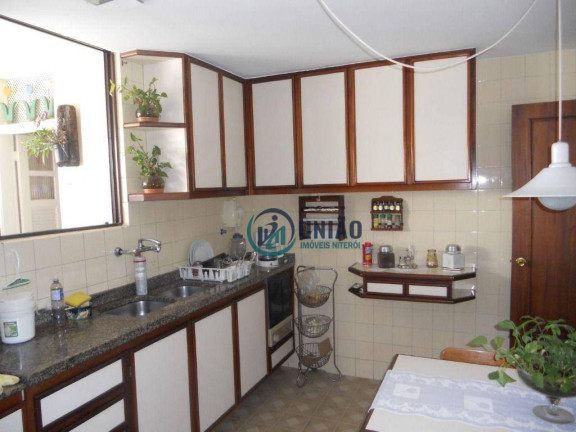 Imagem Apartamento com 4 Quartos à Venda, 320 m² em Ingá - Niterói Imagem Apartamento com 4 Quartos à Venda, 320 m² em Ingá - Niterói