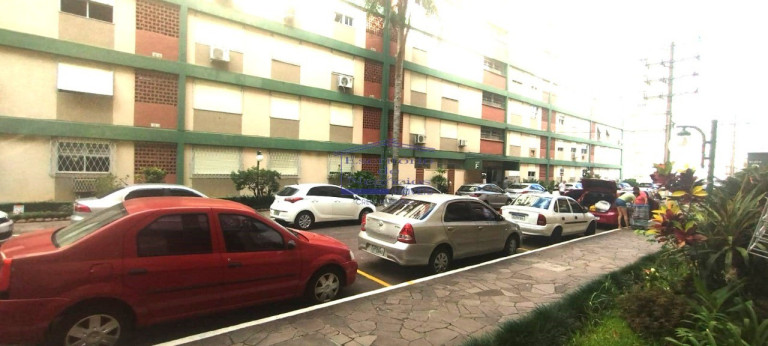 Imagem Imóvel com 3 Quartos à Venda, 67 m² em Petrópolis - Porto Alegre