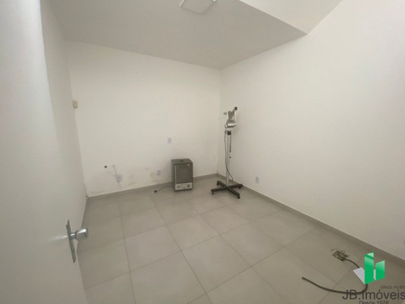 Imagem Sala Comercial à Venda, 230 m² em Centro - Montes Claros