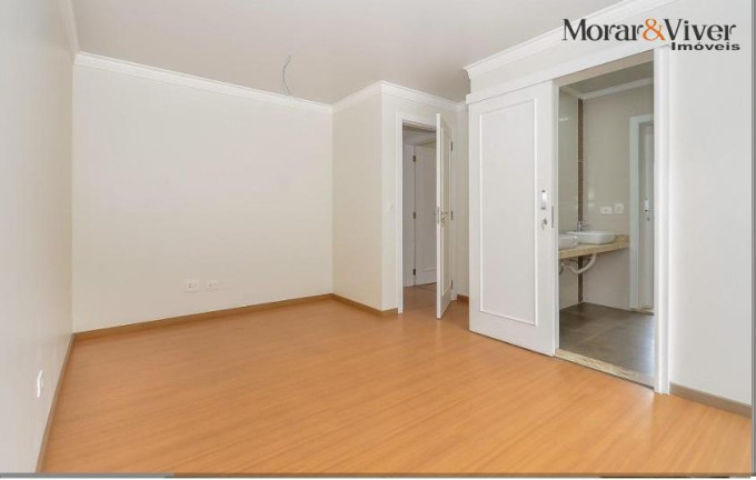 Imagem Casa com 4 Quartos à Venda, 273 m² em Santa Felicidade - Curitiba