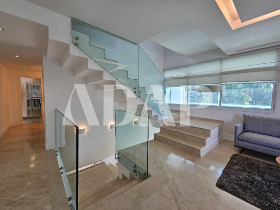Imagem Casa com 5 Quartos à Venda, 550 m² em Barra Da Tijuca - Rio De Janeiro Imagem Casa com 5 Quartos à Venda, 550 m² em Barra Da Tijuca - Rio De Janeiro