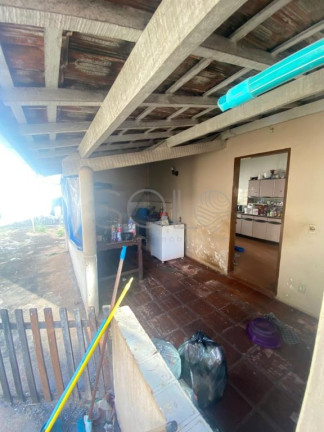 Imagem Casa com 2 Quartos à Venda, 408 m² em Centro - Araraquara Imagem Casa com 2 Quartos à Venda, 408 m² em Centro - Araraquara