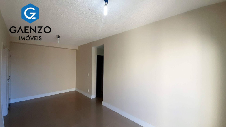 Imagem Apartamento com 1 Quarto para Alugar, 69 m² em Jardim Tupanci - Barueri