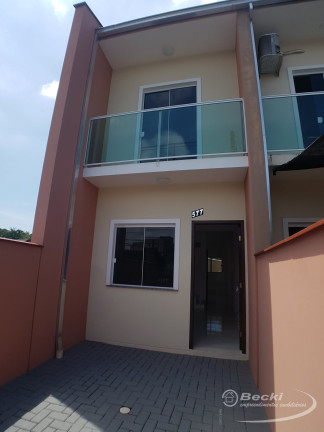 Imagem Casa com 2 Quartos para Alugar, 69 m² em Vila Nova - Joinville