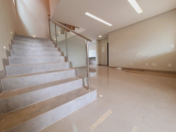 Imagem Sobrado com 4 Quartos à Venda,  em Plano Diretor Sul - Palmas