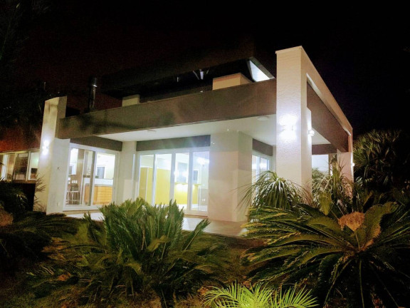 Imagem Casa com 3 Quartos à Venda,  em Atlântida Sul - Osório