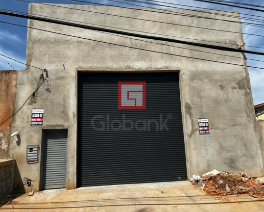 Imóvel para Alugar, 300 m² em Vila Ipiranga - Montes Claros