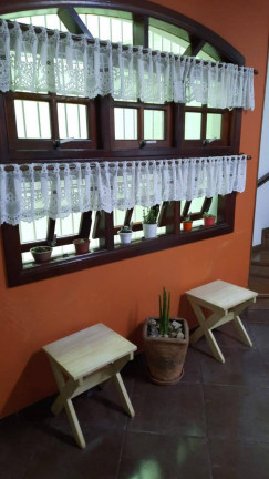 Imagem Casa com 3 Quartos à Venda, 253 m² em Vila Pires - Santo André