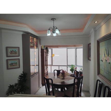 Imagem Apartamento com 2 Quartos à Venda, 79 m² em Centro - Balneário Camboriú
