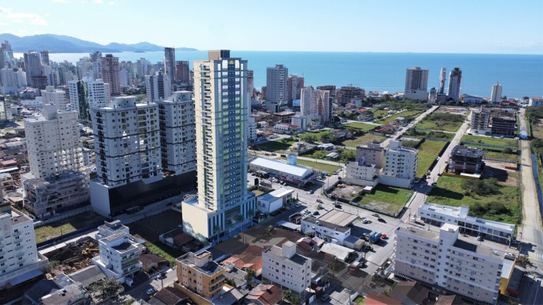 Imagem Apartamento com 2 Quartos à Venda, 72 m² em Perequê - Porto Belo