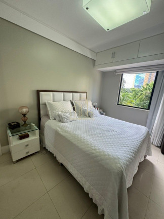 Imagem Imóvel com 4 Quartos à Venda, 187 m² em Itaigara - Salvador Imagem Imóvel com 4 Quartos à Venda, 187 m² em Itaigara - Salvador