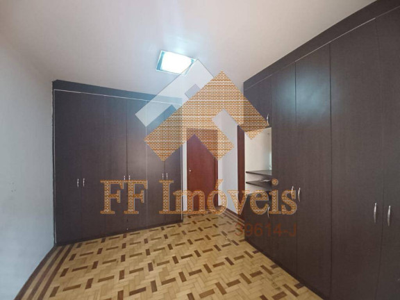 Imagem Casa com 3 Quartos à Venda, 293 m² em São Carlos