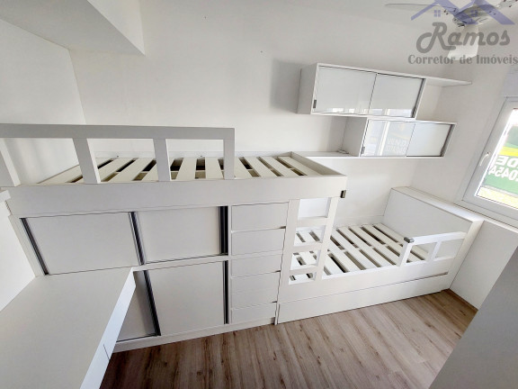 Imagem Imóvel com 2 Quartos à Venda, 72 m² em Glória - Porto Alegre Imagem Imóvel com 2 Quartos à Venda, 72 m² em Glória - Porto Alegre