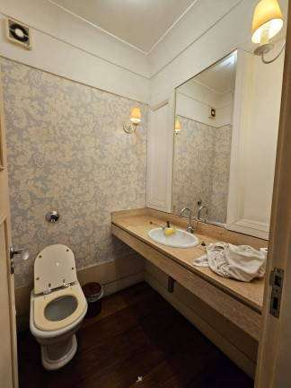 Imagem Sobrado com 3 Quartos para Alugar, 340 m² em Gonzaga - Santos Imagem Sobrado com 3 Quartos para Alugar, 340 m² em Gonzaga - Santos