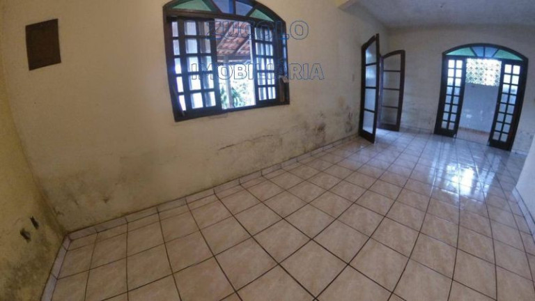Imagem Casa com 1 Quarto à Venda, 800 m² Imagem Casa com 1 Quarto à Venda, 800 m²