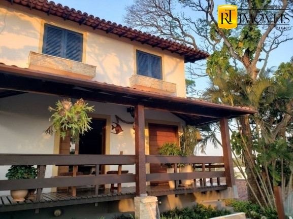 Casa com 3 Quartos à Venda, 168 m² em Palmeiras - Cabo Frio
