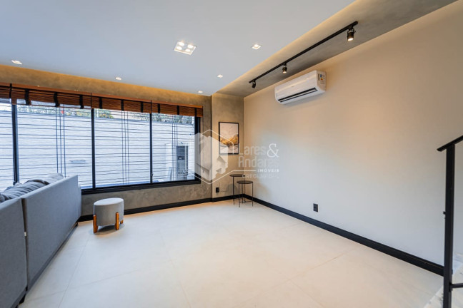 Imagem Casa com 4 Quartos à Venda, 200 m² em Indianópolis - São Paulo Imagem Casa com 4 Quartos à Venda, 200 m² em Indianópolis - São Paulo
