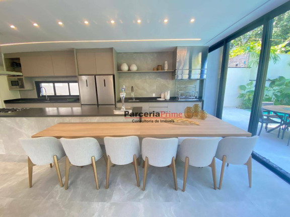 Imagem Casa com 6 Quartos à Venda, 420 m² em Riviera Módulo 11 - Bertioga Imagem Casa com 6 Quartos à Venda, 420 m² em Riviera Módulo 11 - Bertioga