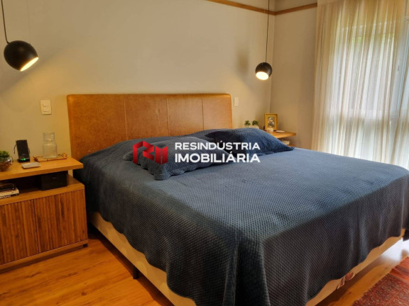 Imagem Casa com 4 Quartos à Venda, 453 m² em Chácara Moinho Velho - Carapicuíba Imagem Casa com 4 Quartos à Venda, 453 m² em Chácara Moinho Velho - Carapicuíba