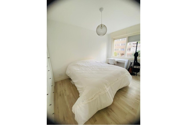 Imagem Apartamento com 3 Quartos à Venda, 86 m² em Vila Assunção - Porto Alegre