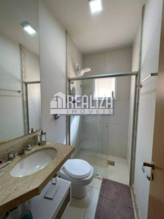 Imagem Casa de Condomínio com 3 Quartos à Venda, 220 m² em Beija-flor Ii - Uberaba Imagem Casa de Condomínio com 3 Quartos à Venda, 220 m² em Beija-flor Ii - Uberaba