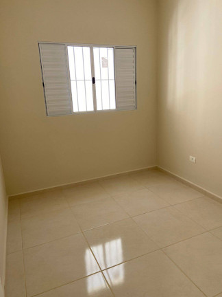 Imagem Casa com 3 Quartos à Venda, em Quintas De Santa Cruz - Taubaté Imagem Casa com 3 Quartos à Venda, em Quintas De Santa Cruz - Taubaté