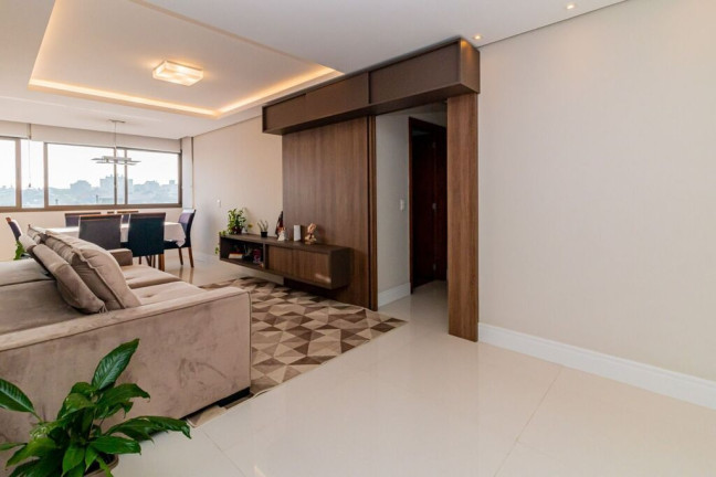 Apartamento com 2 Quartos à Venda, 75 m² em Petrópolis - Porto Alegre