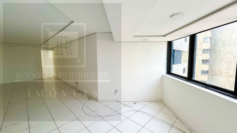 Imagem Apartamento com 3 Quartos à Venda, 179 m² Imagem Apartamento com 3 Quartos à Venda, 179 m²