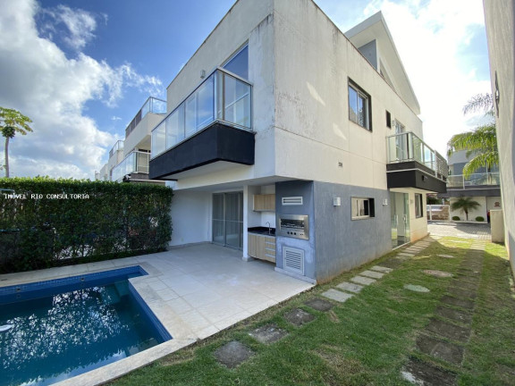 Imagem Casa com 3 Quartos à Venda, 268 m² em Rio De Janeiro Imagem Casa com 3 Quartos à Venda, 268 m² em Rio De Janeiro