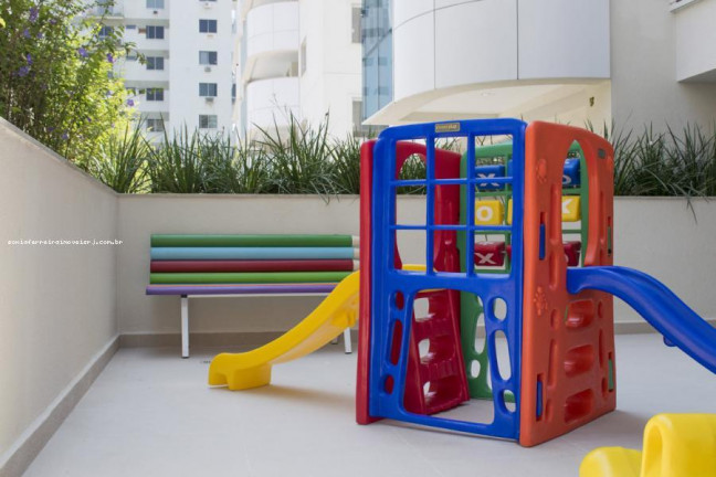 Imagem Apartamento com 3 Quartos à Venda, em Freguesia - Rio De Janeiro Imagem Apartamento com 3 Quartos à Venda, em Freguesia - Rio De Janeiro