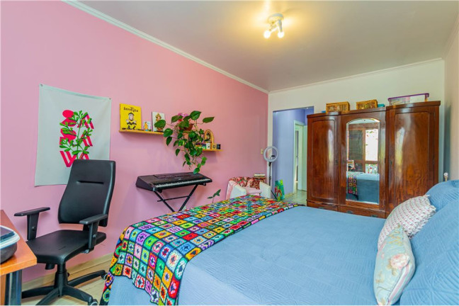 Imagem Casa com 4 Quartos à Venda, 360 m² em Menino Deus - Porto Alegre