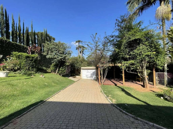 Imagem Casa com 5 Quartos à Venda,  em Vila Santo Antonio - Cotia