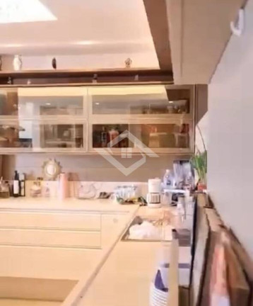 Imagem Apartamento com 3 Quartos à Venda, 270 m² em Copacabana - Rio De Janeiro Imagem Apartamento com 3 Quartos à Venda, 270 m² em Copacabana - Rio De Janeiro