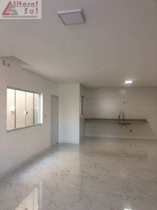 Imagem Casa com 3 Quartos à Venda, 135 m² em Tupi - Praia Grande Imagem Casa com 3 Quartos à Venda, 135 m² em Tupi - Praia Grande