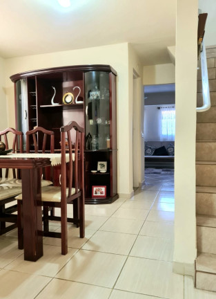 Imagem Casa com 3 Quartos à Venda, 195 m² em Vila Santo Estéfano - São Paulo