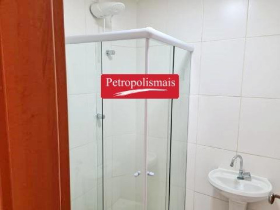 Imagem Apartamento com 2 Quartos à Venda,  em São Sebastião - Petrópolis