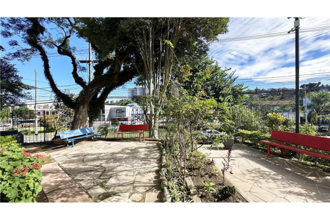 Imagem Imóvel com 2 Quartos à Venda,  em Teresópolis - Porto Alegre
