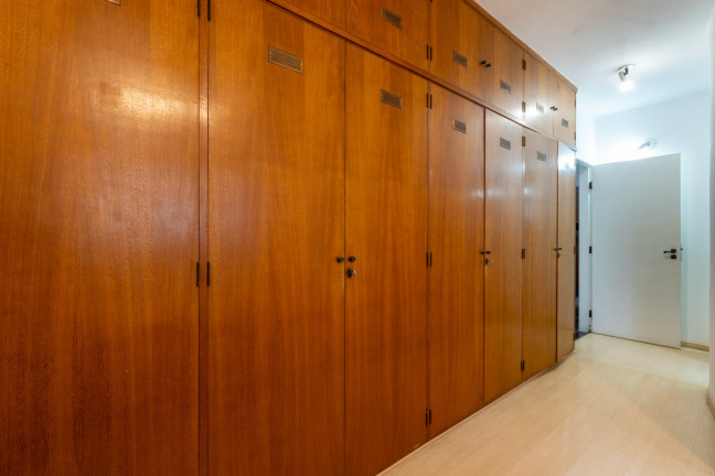 Imagem Casa com 4 Quartos à Venda, 571 m² em Jardim Leonor - São Paulo
