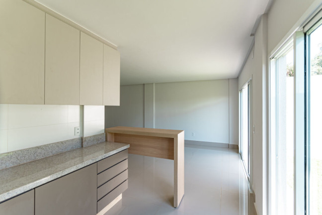 Imagem Casa com 3 Quartos à Venda, 131 m² em Sítios Santa Luzia - Aparecida De Goiânia Imagem Casa com 3 Quartos à Venda, 131 m² em Sítios Santa Luzia - Aparecida De Goiânia