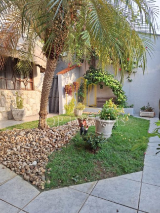 Imagem Casa com 3 Quartos à Venda, 250 m² em Bosque Dos Eucaliptos - São José Dos Campos